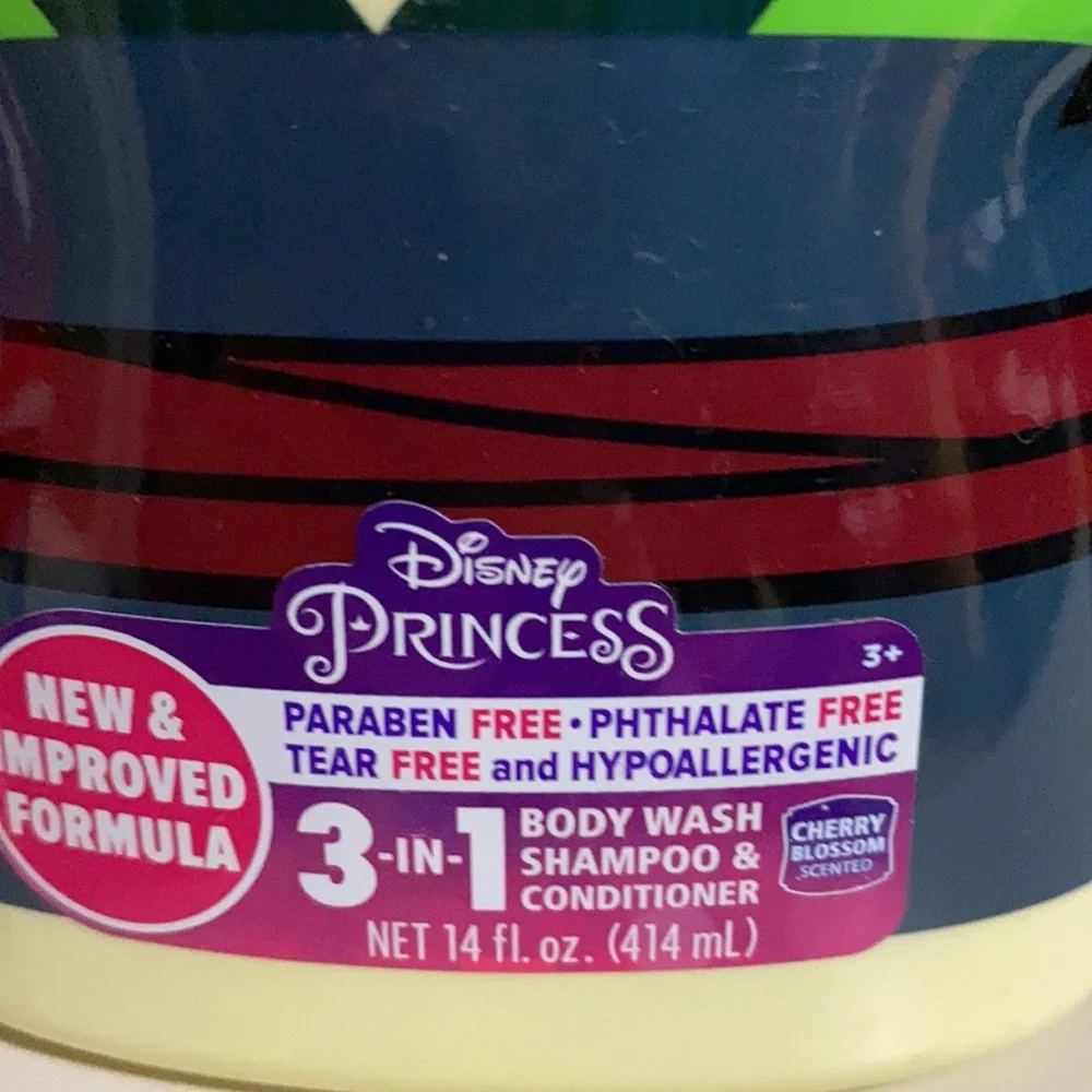 BNWT Kid’s Disney Minnie Mouse & Princess 2-pack Body Wash/Shampoo/Conditioner